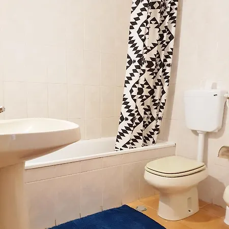 شقة 1 Bedroom Apart In Praia Da Rocha, Only 5 Min Walk To The Beach! بورتيماو