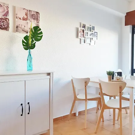 1 Bedroom Apart In Praia Da Rocha, Only 5 Min Walk To The Beach! Portimão