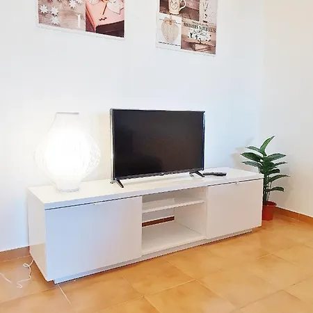 1 Bedroom Apart In Praia Da Rocha, Only 5 Min Walk To The Beach! Portimão