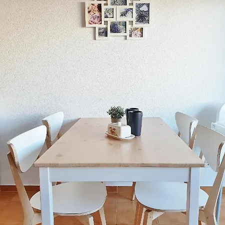 1 Bedroom Apart In Praia Da Rocha, Only 5 Min Walk To The Beach!